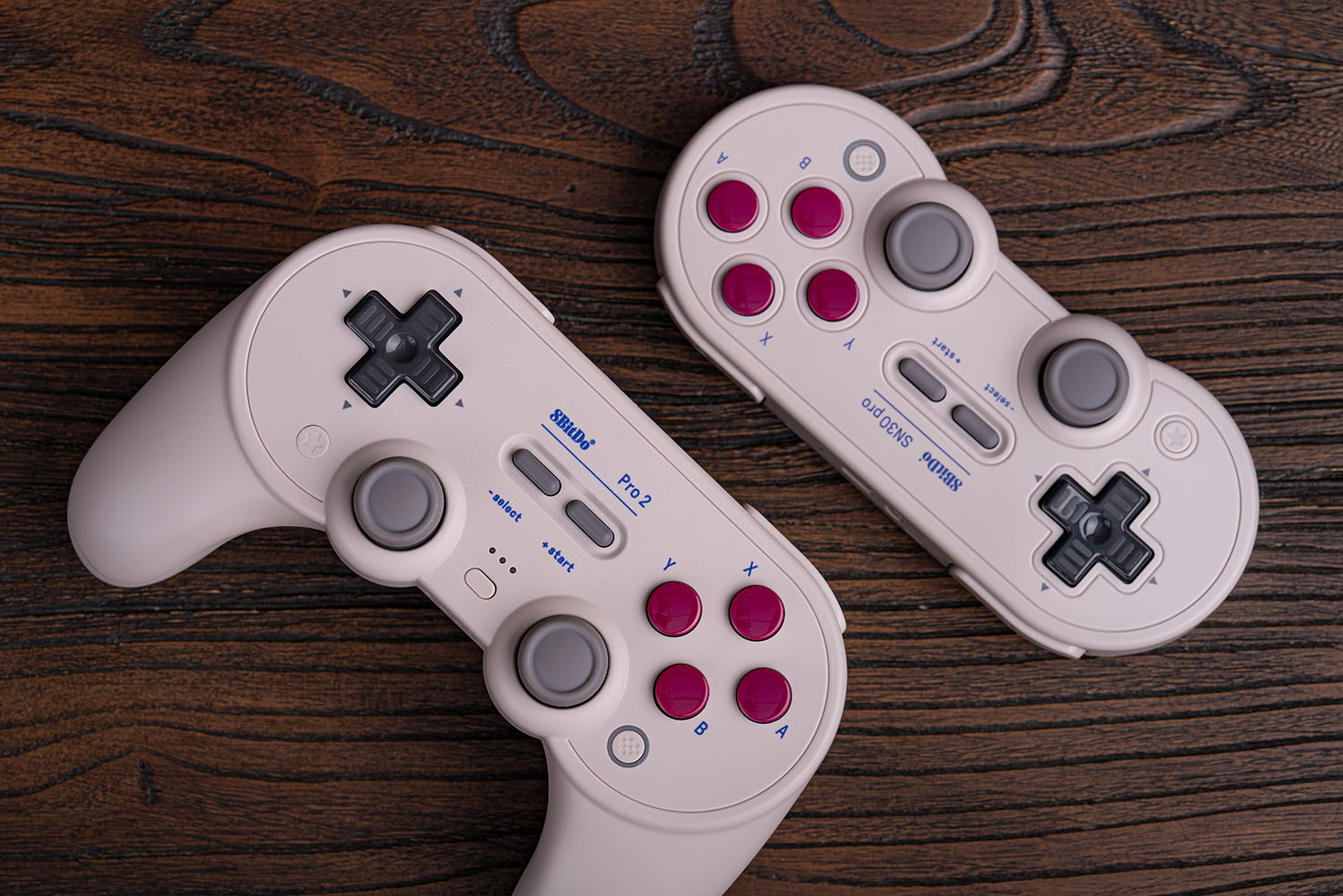 وحدة تحكم ألعاب بلوتوث 8Bitdo- - مراجعة Smart Home Raspberry Pi وسعره